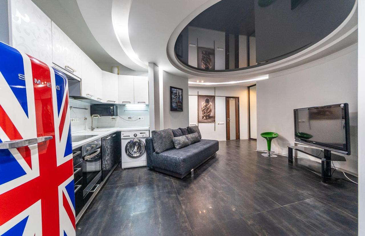 Luxury Apartment, Dniprovska Embankment26, Sokorki 키예프 외부 사진