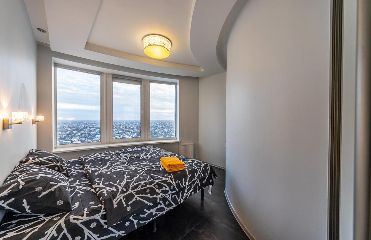 Luxury Apartment, Dniprovska Embankment26, Sokorki 키예프 외부 사진